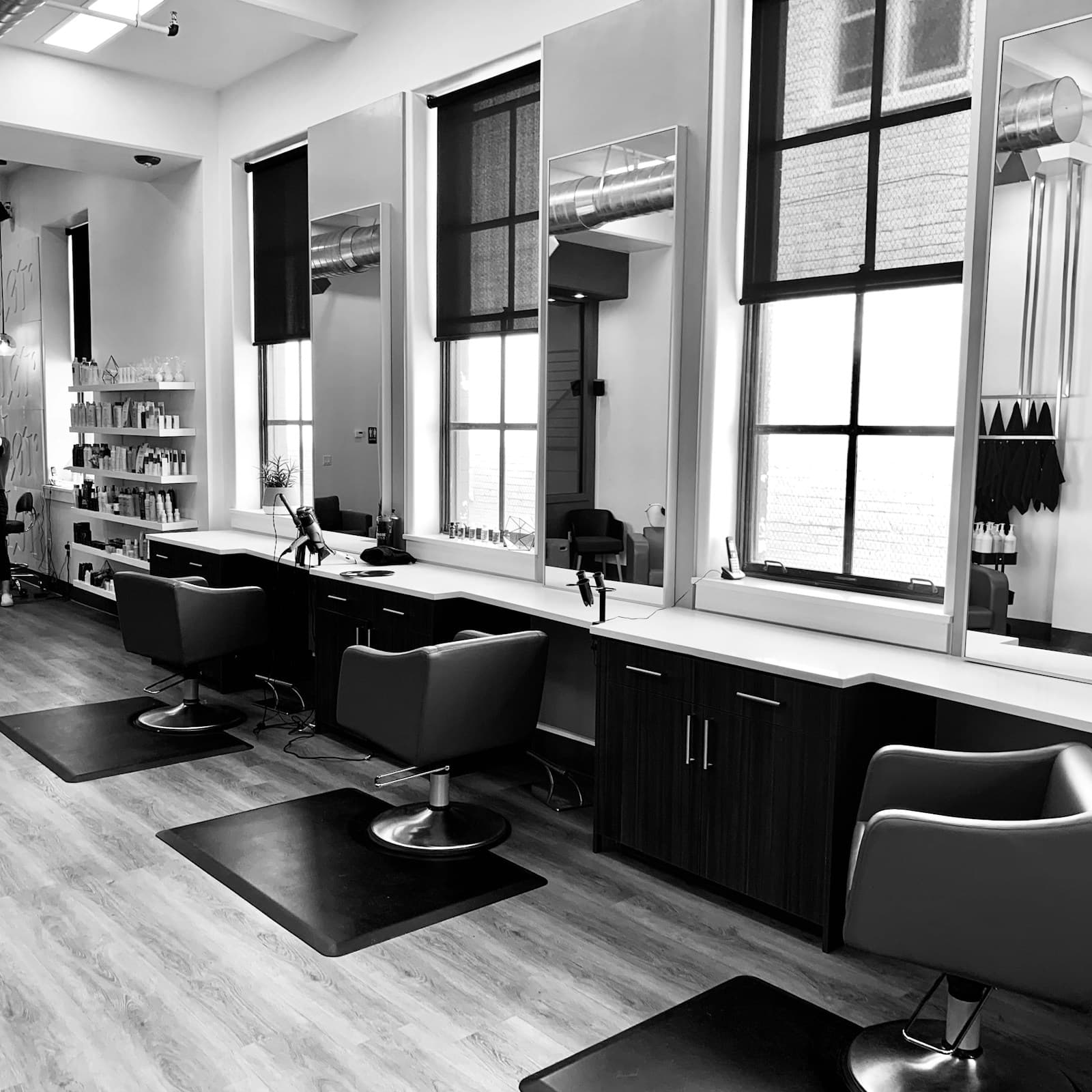 Moderner Coiffeur- und Beautysalon mit Stylingplatz in der Schweiz